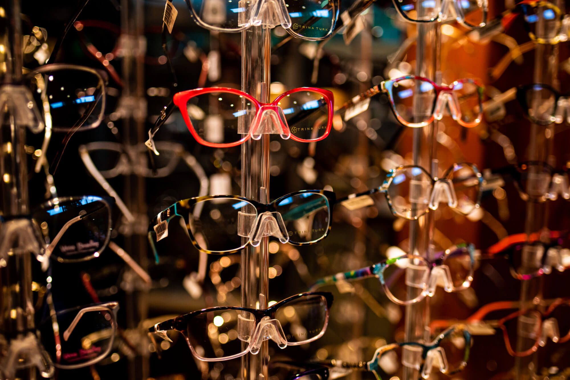 Eyeglass stores near shop me now
